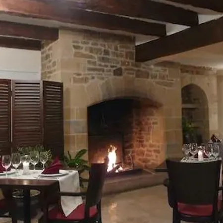 Logis De Cartassac 3*