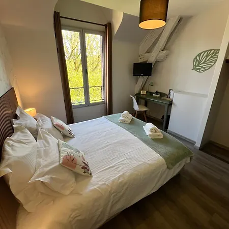ホテル Logis De Cartassac Cressensac-Sarrazac