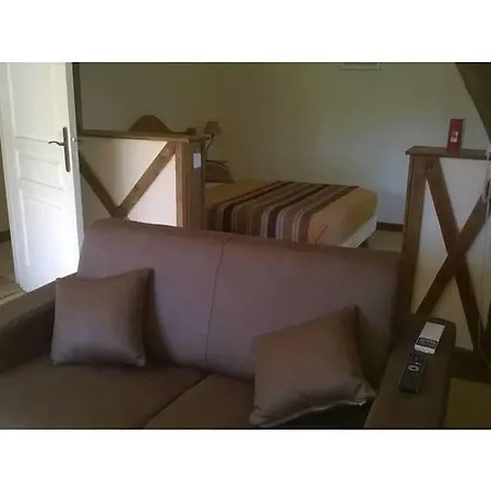 Logis De Cartassac ホテル