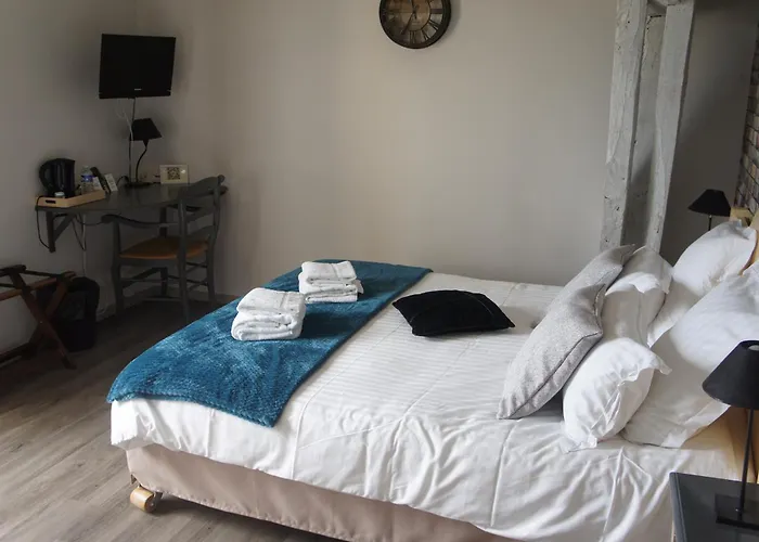 Logis De Cartassac ホテル