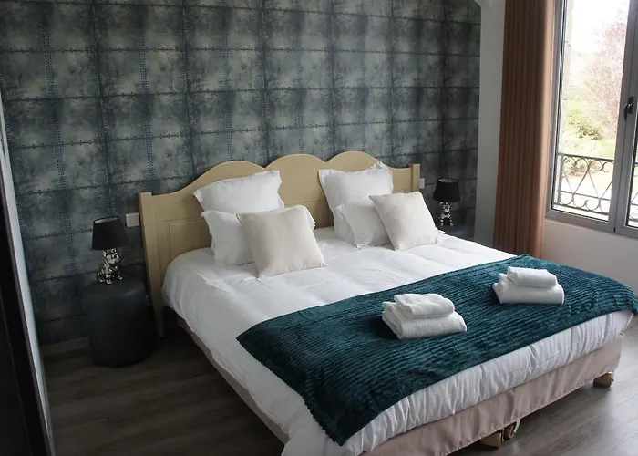 ホテル Logis De Cartassac