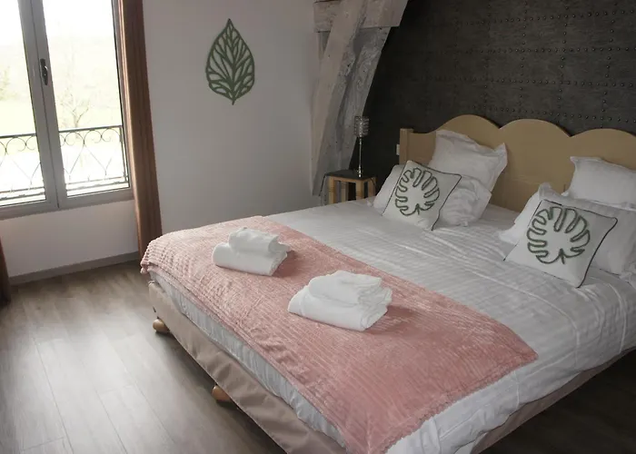 ホテル Logis De Cartassac