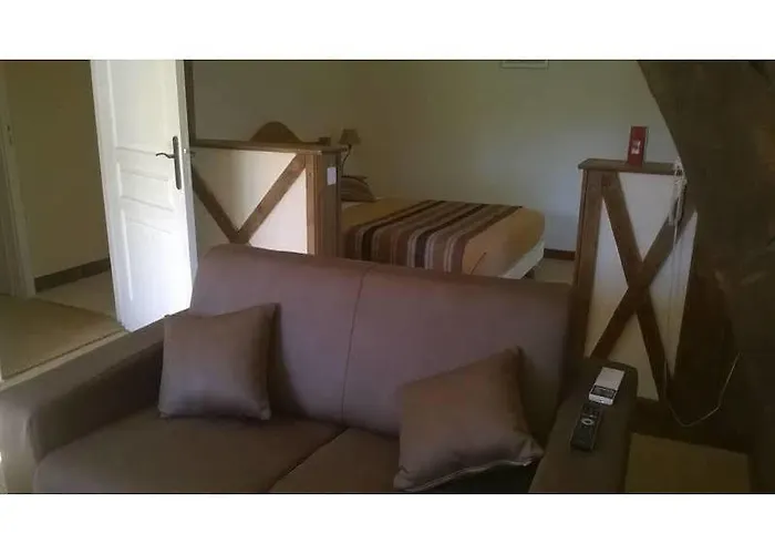 Logis De Cartassac ホテル