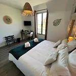 Отель Logis De Cartassac 3*