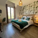 Отель Logis De Cartassac 3*