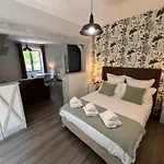Отель Logis De Cartassac 3*