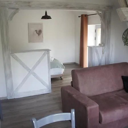 Logis De Cartassac
