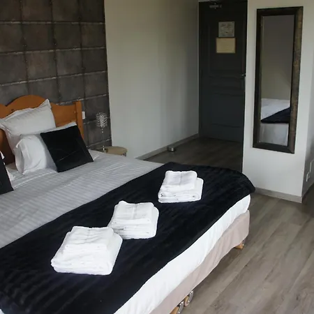 Logis De Cartassac Hotel 3*