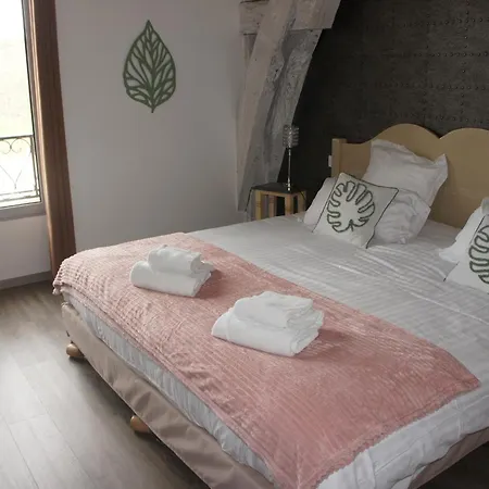 Hotel Logis De Cartassac