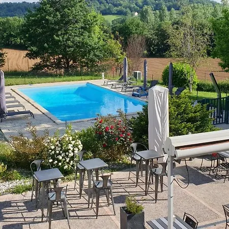 Logis De Cartassac 호텔